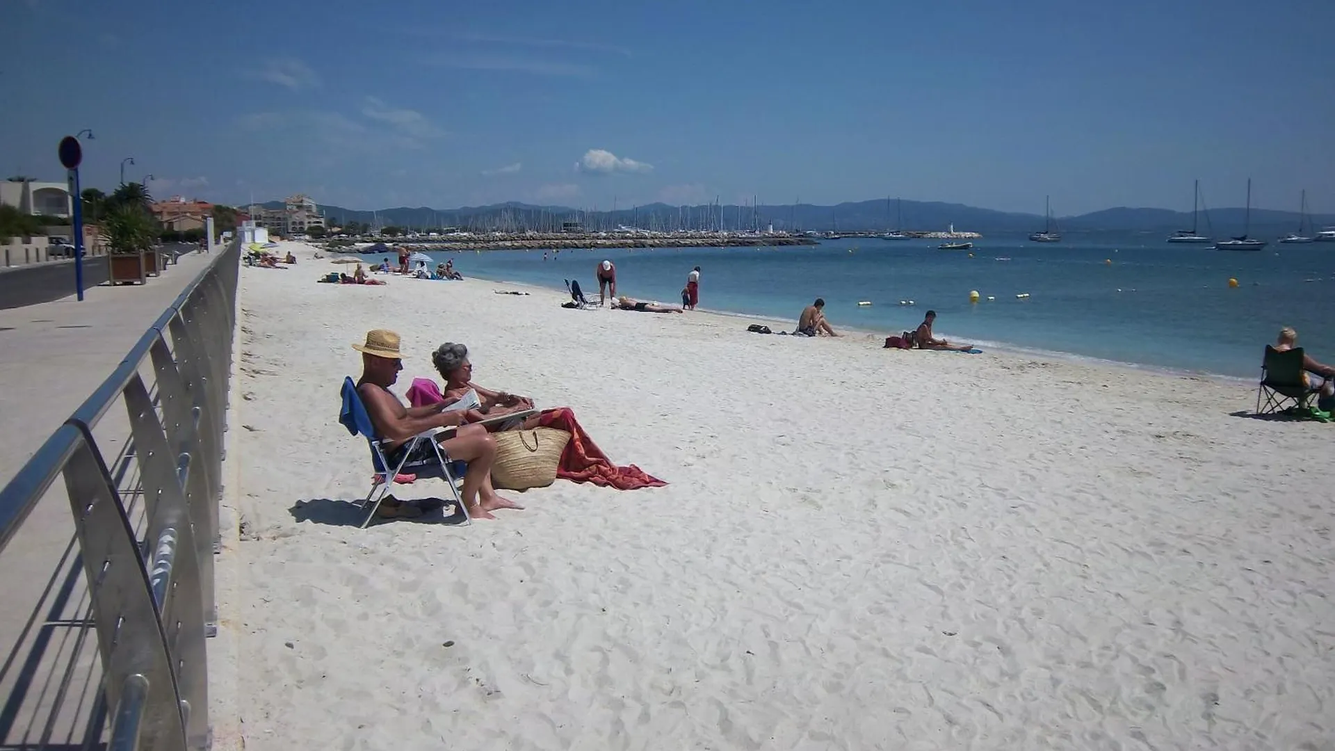 Hotel Le Calypso Hyeres France