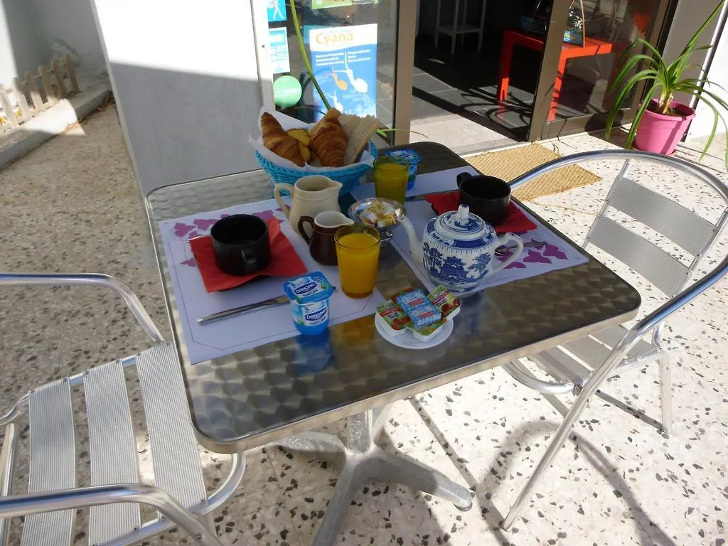 Hotel Le Calypso Hyeres