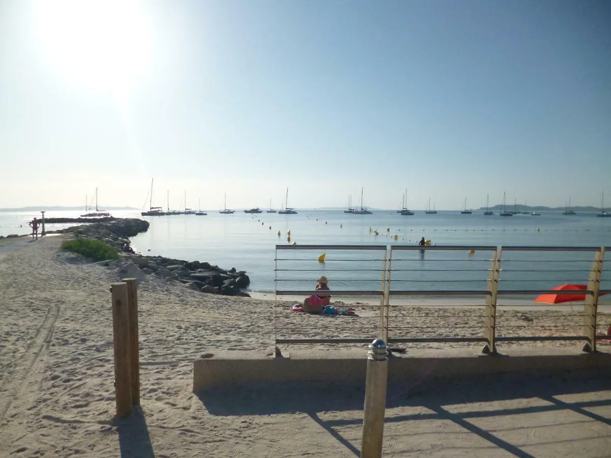 Hotel Le Calypso Hyeres